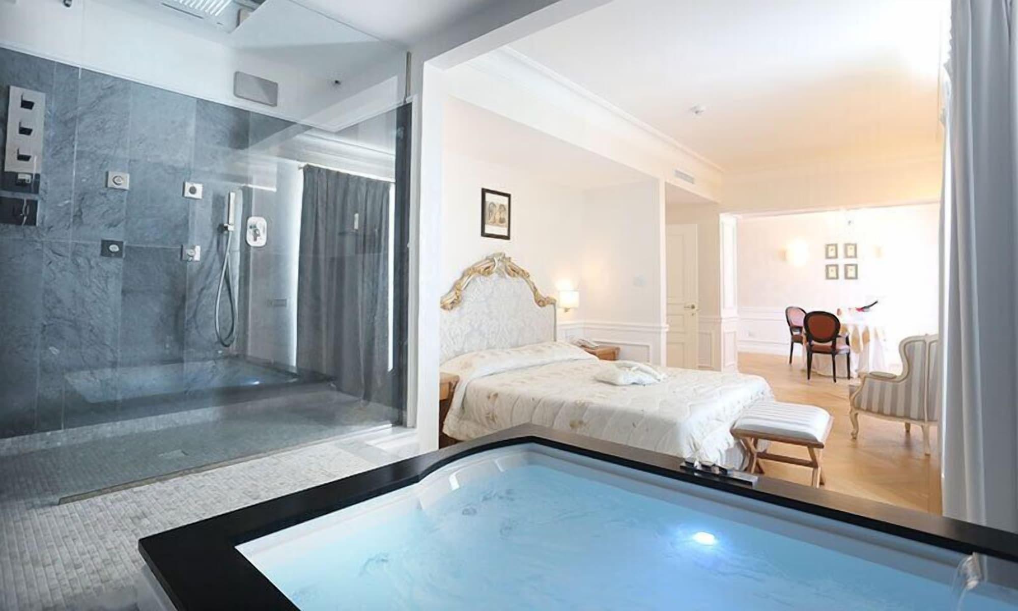 Tesoretto Hotel Поджардо Екстер'єр фото