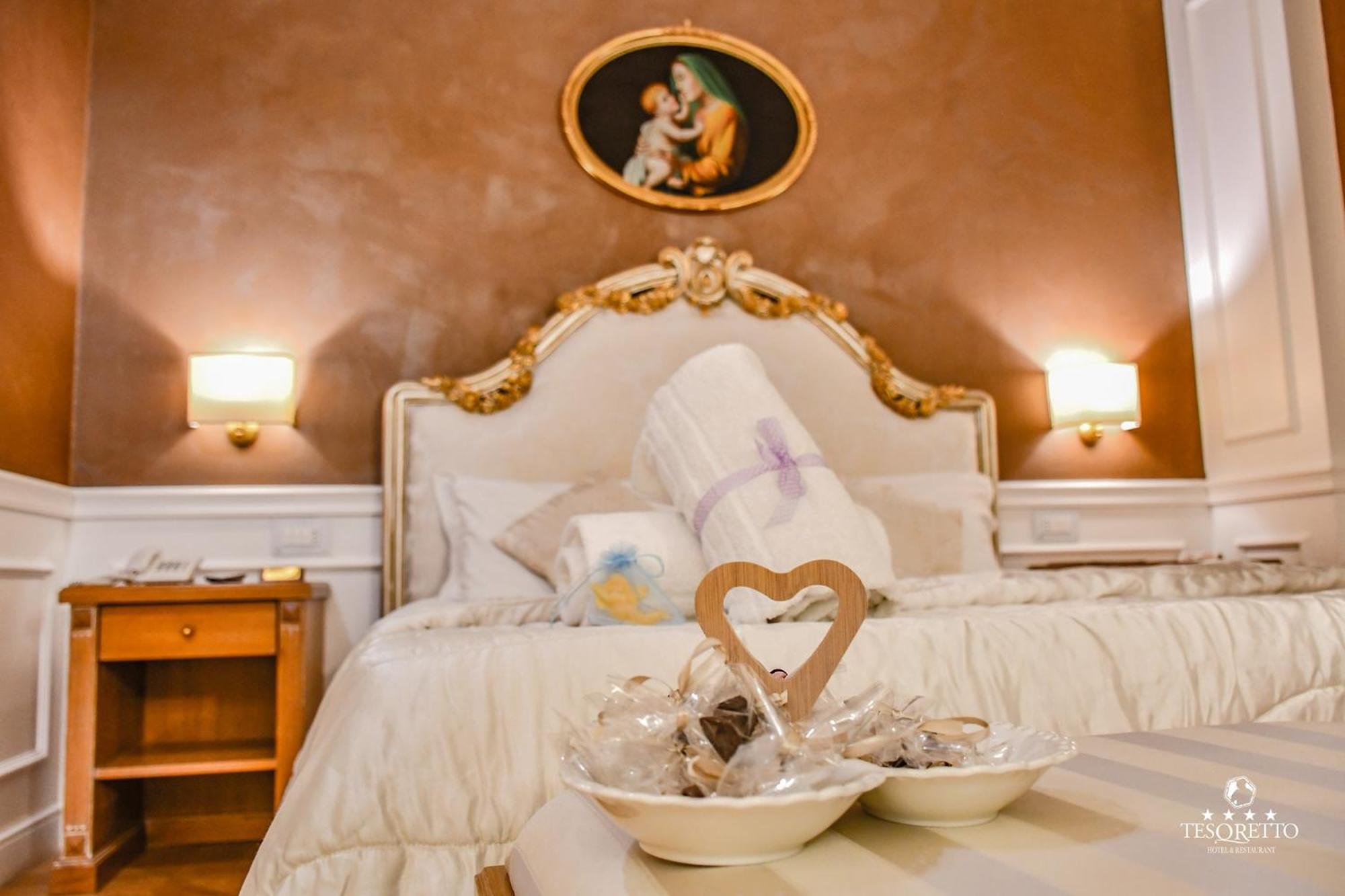 Tesoretto Hotel Поджардо Екстер'єр фото