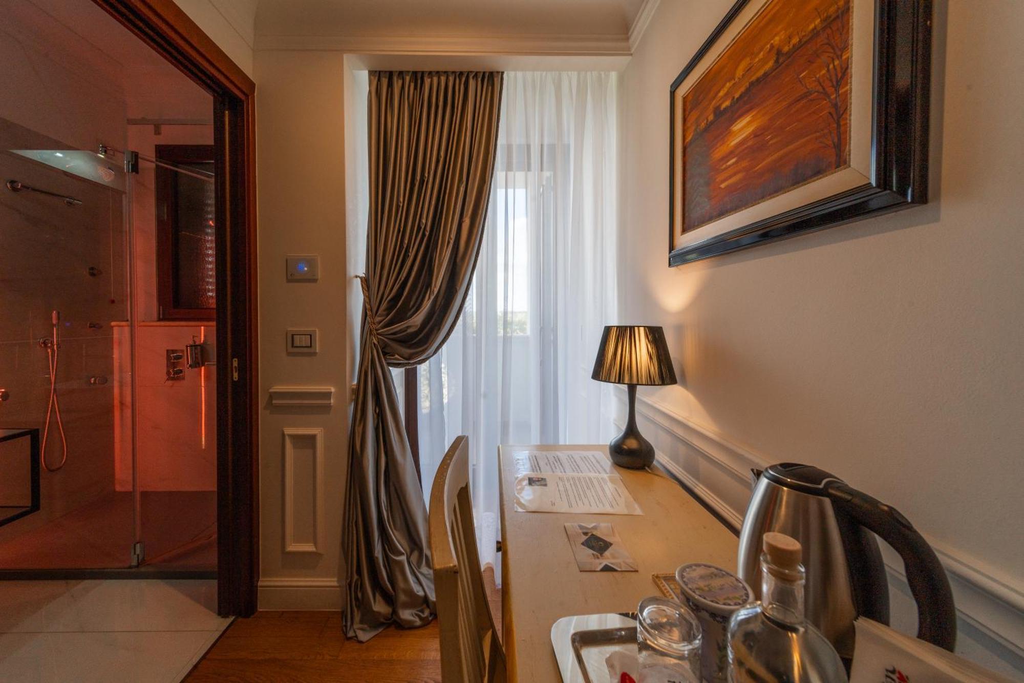 Tesoretto Hotel Поджардо Екстер'єр фото