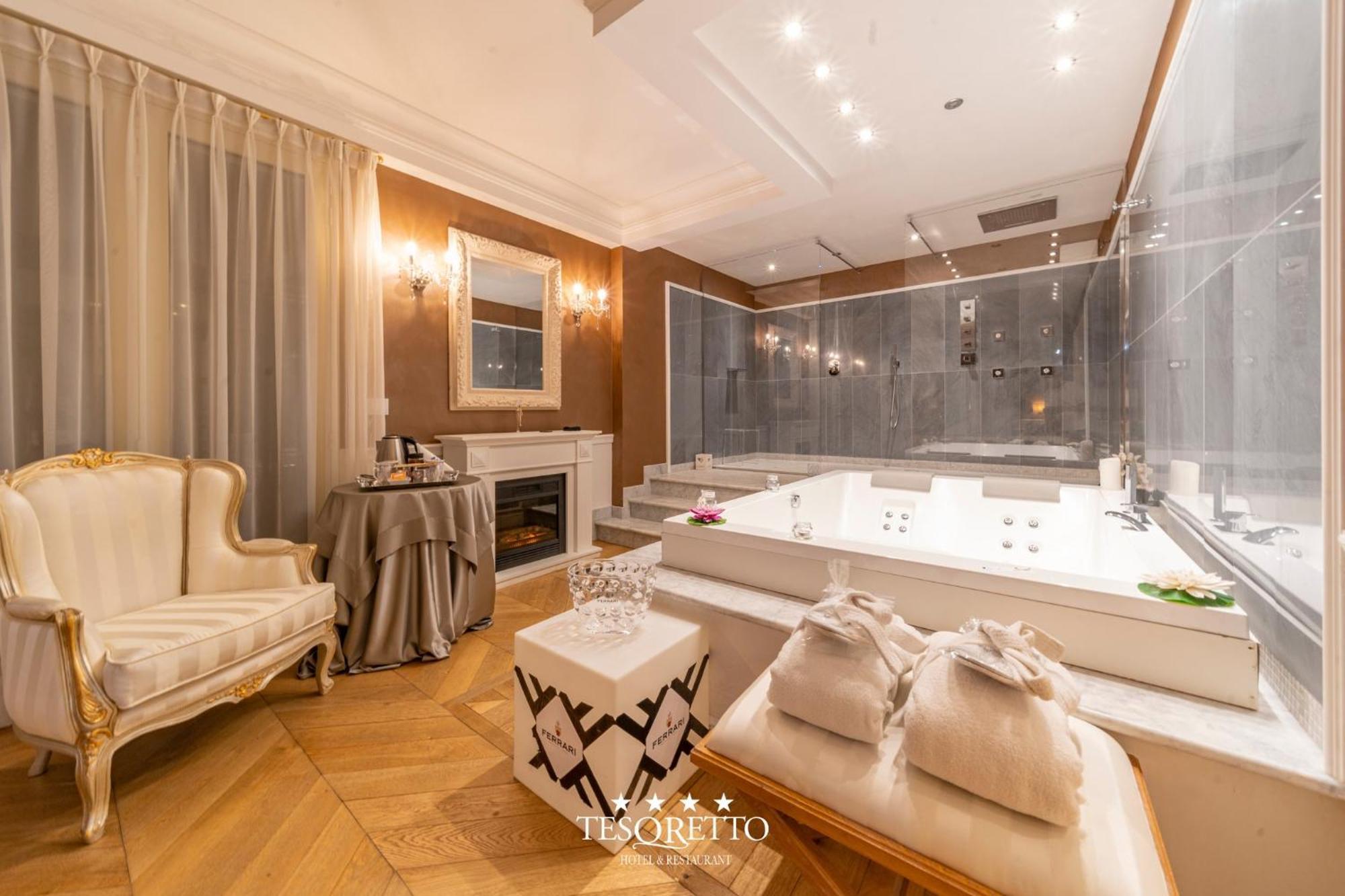 Tesoretto Hotel Поджардо Екстер'єр фото